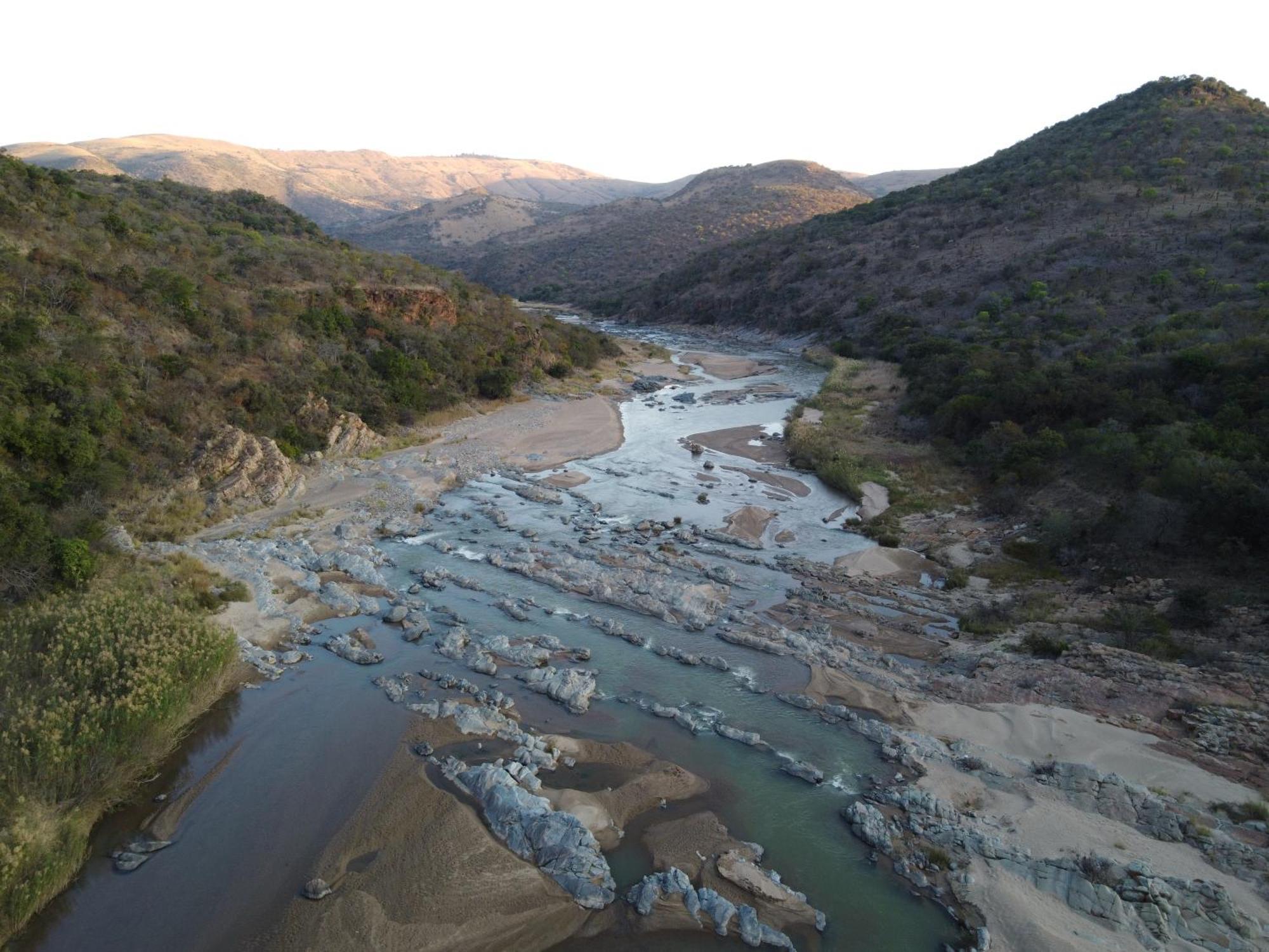 Zulu Rock Lodge - Babanango Game Reserve Ulundi 外观 照片